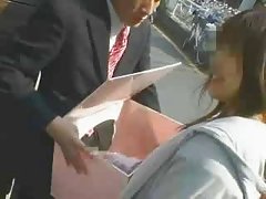 Amico organizzato sesso anale con troia in un bar