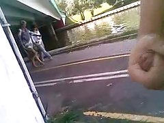 Uomo calvo con la sexy moglie scopati una bella ospite