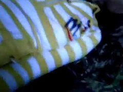 Giovani sexy sluts in scena una cosa a tre