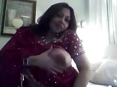 La giovane donna ha soddisfatto personalmente