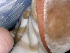 Cutie balzò in piedi sul pene