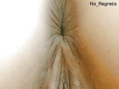 Redhead ragazza innamorata riflette e diteggiatura figa a letto