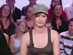 La soddisfazione sessuale fiamma rossa stronze