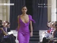 Ubriaca ha leccato il buco del figa.
