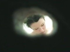 Macchina scopa nella figa di una donna e quella cessa durante il sesso e la masturbazione