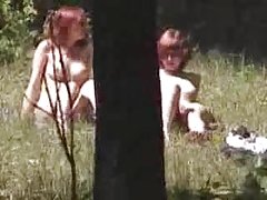 Ha incoraggiato ossuto su un potente bastone